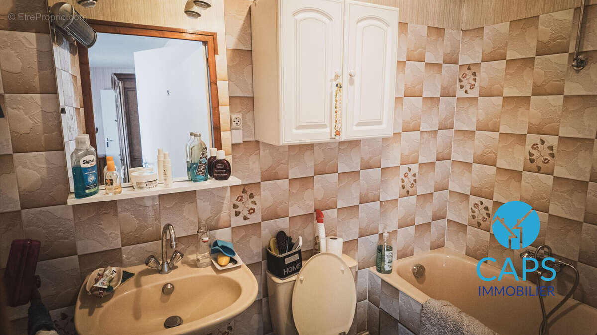 Maison 70 m² à Loudes  - photo 4