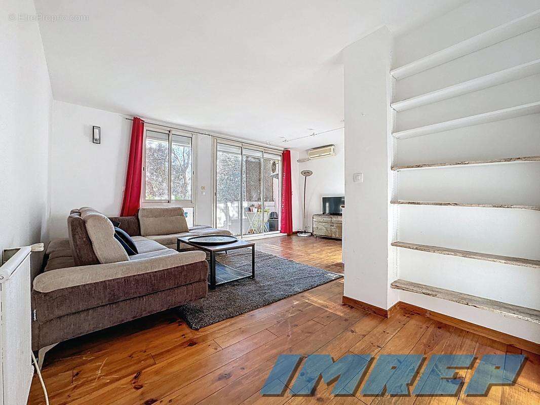 Appartement à MARSEILLE-8E