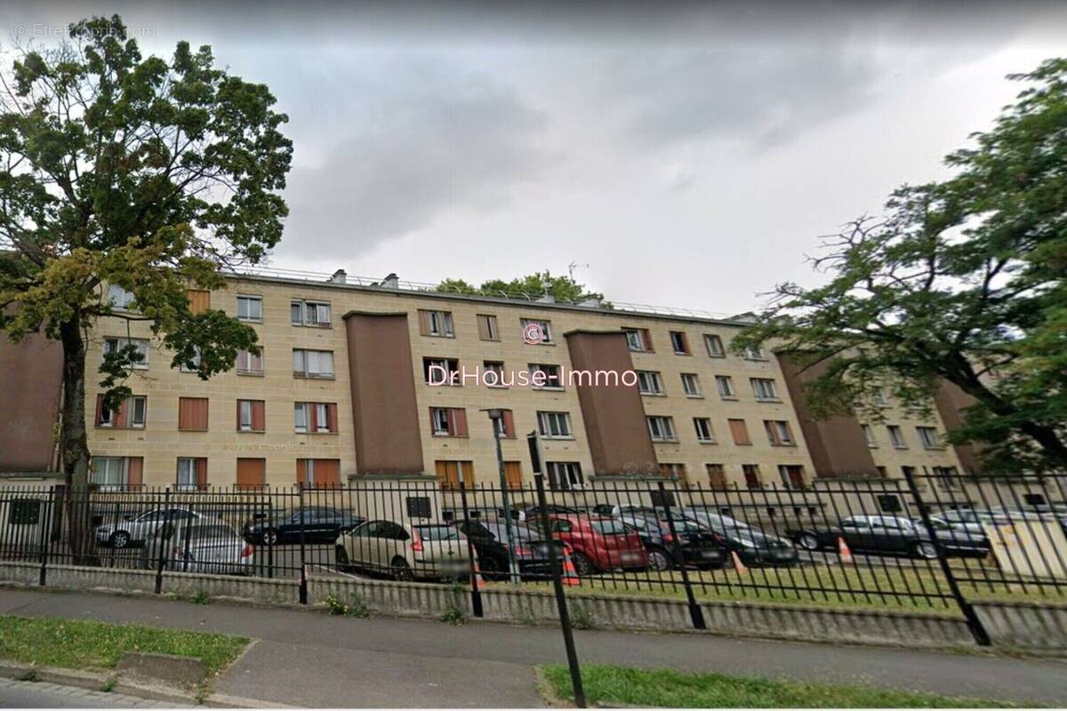 Maison à CLICHY-SOUS-BOIS