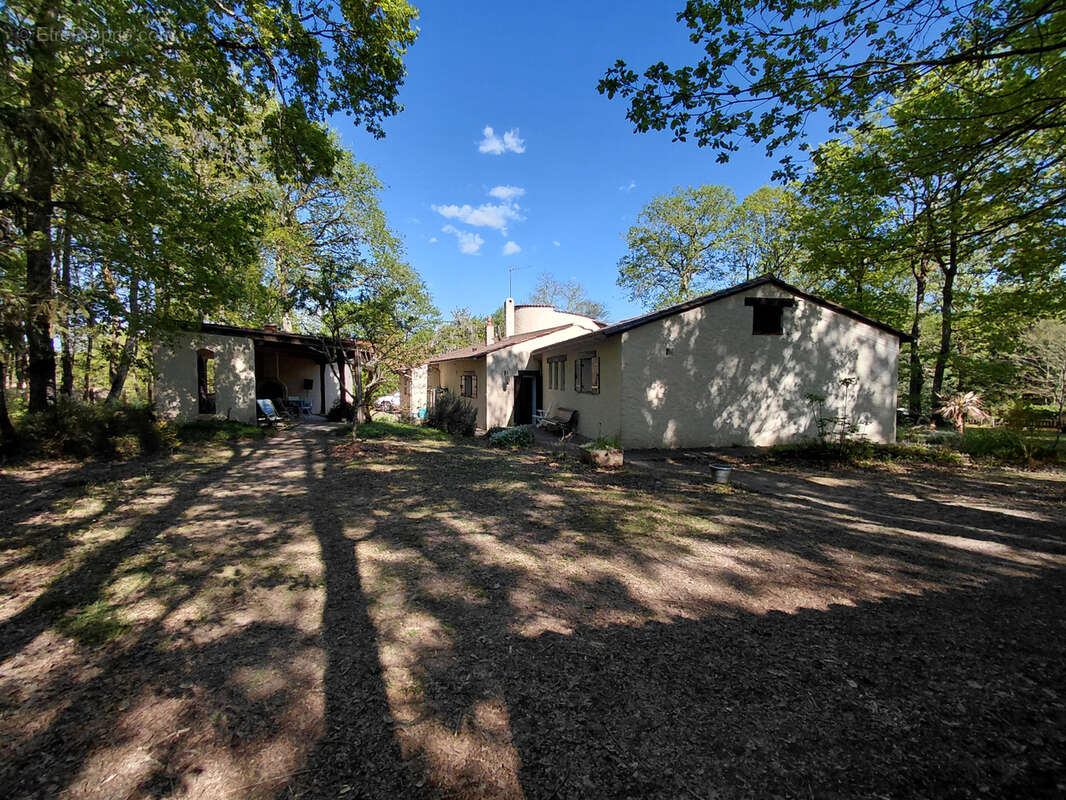 Maison à CHANCELADE