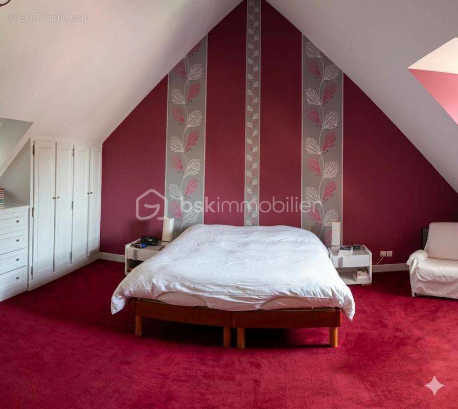 Maison à MARGENCY