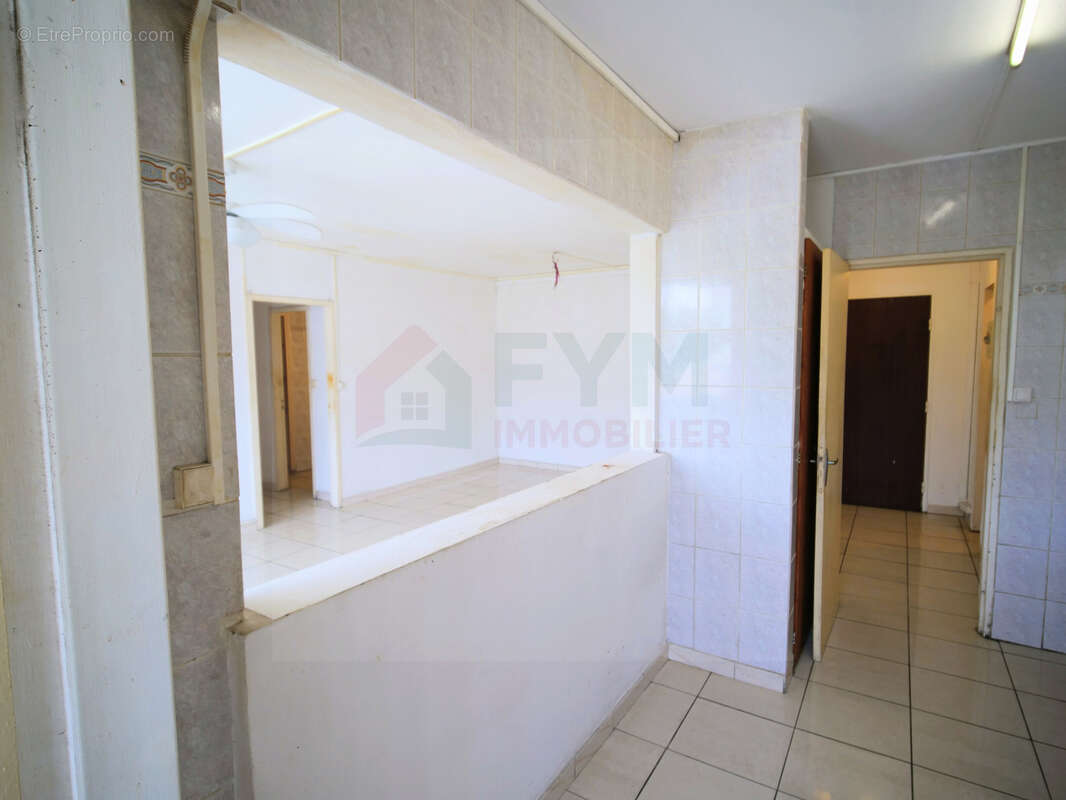 Appartement à SAINT-DENIS