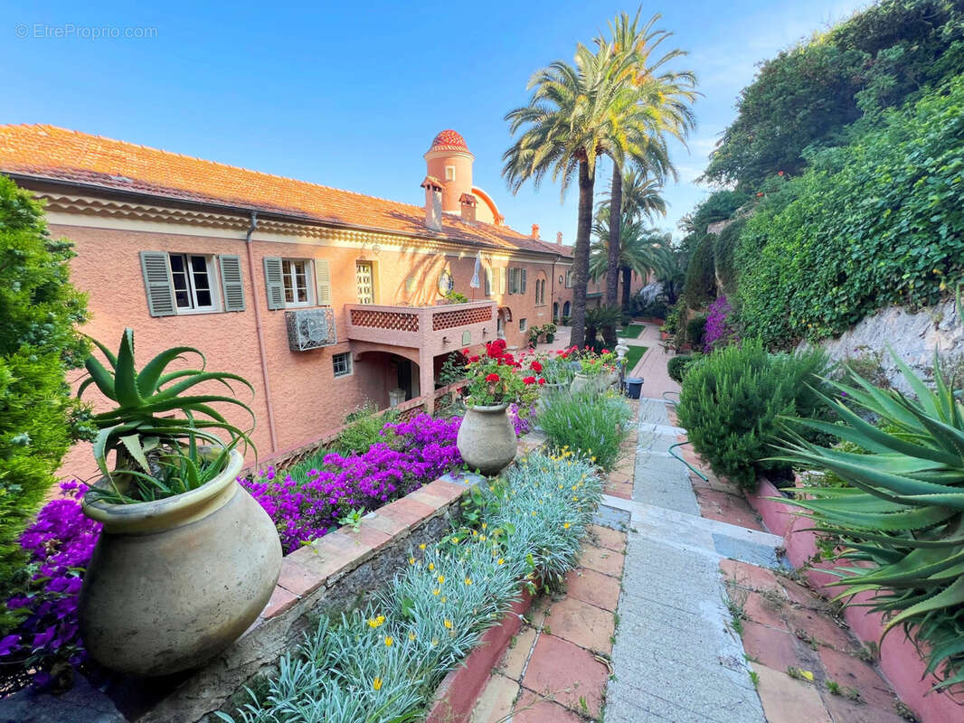 Appartement à VILLEFRANCHE-SUR-MER