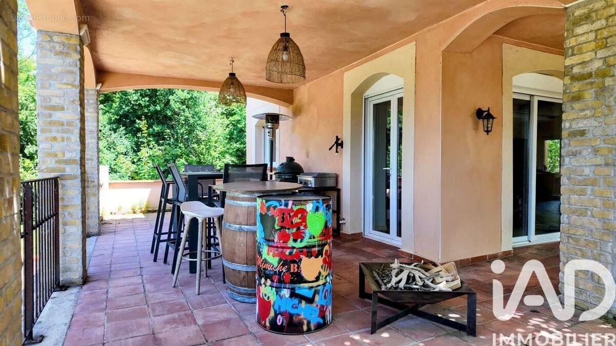 Photo 7 - Maison à LA TOUR-EN-JAREZ