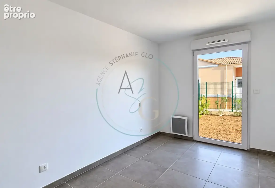 COGOLIN - Appartement 3 pièces avec jardin et parking - Résidence neuve avec piscine - photo 6