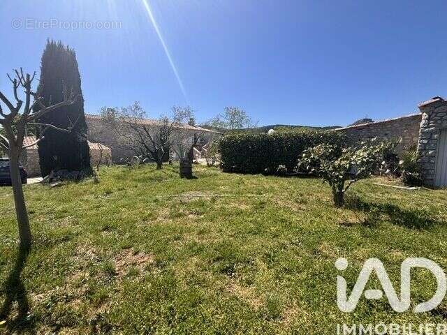 Maison 213 m² à Vallon-Pont-D'arc  - photo 3