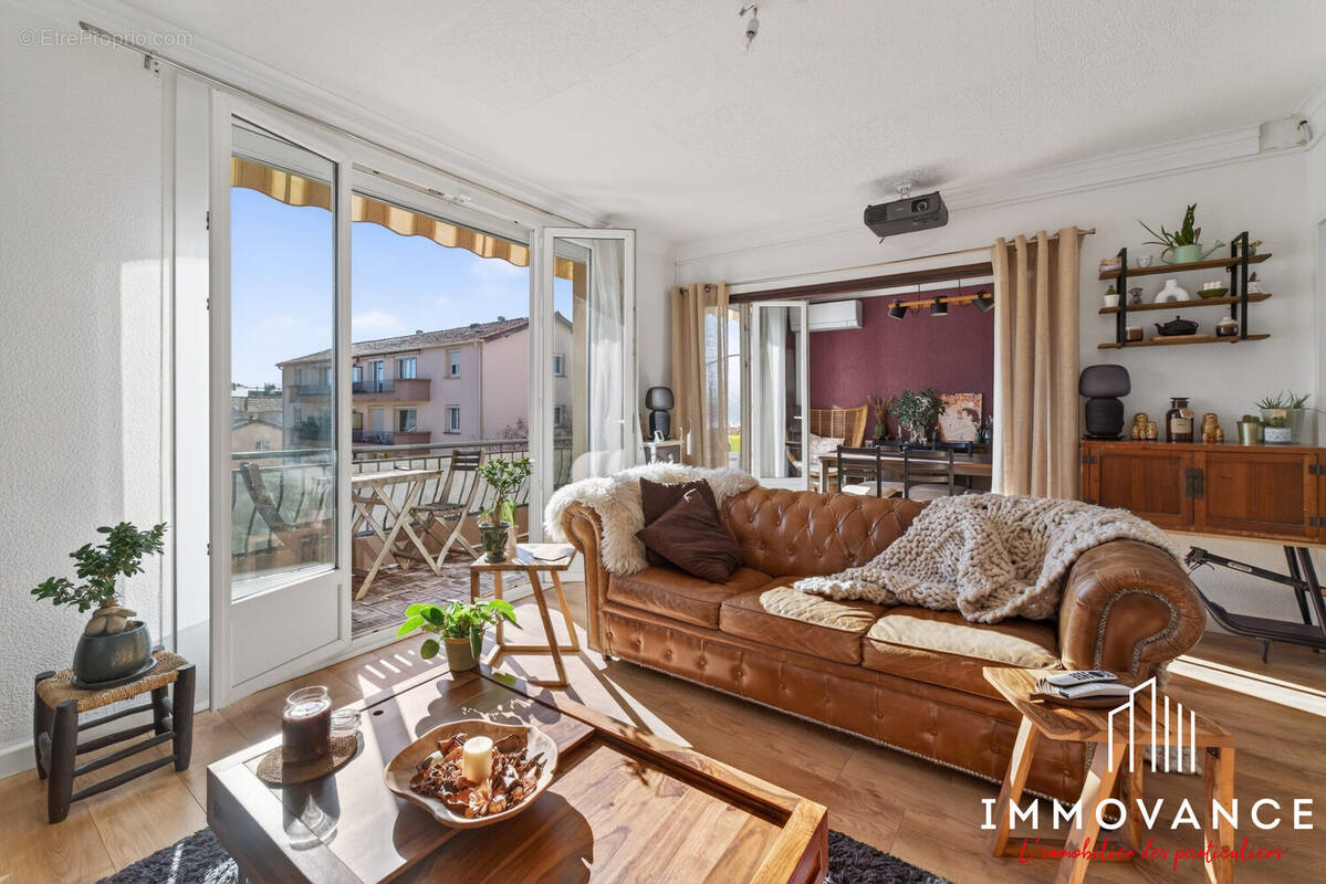 Appartement à CASTELNAU-LE-LEZ