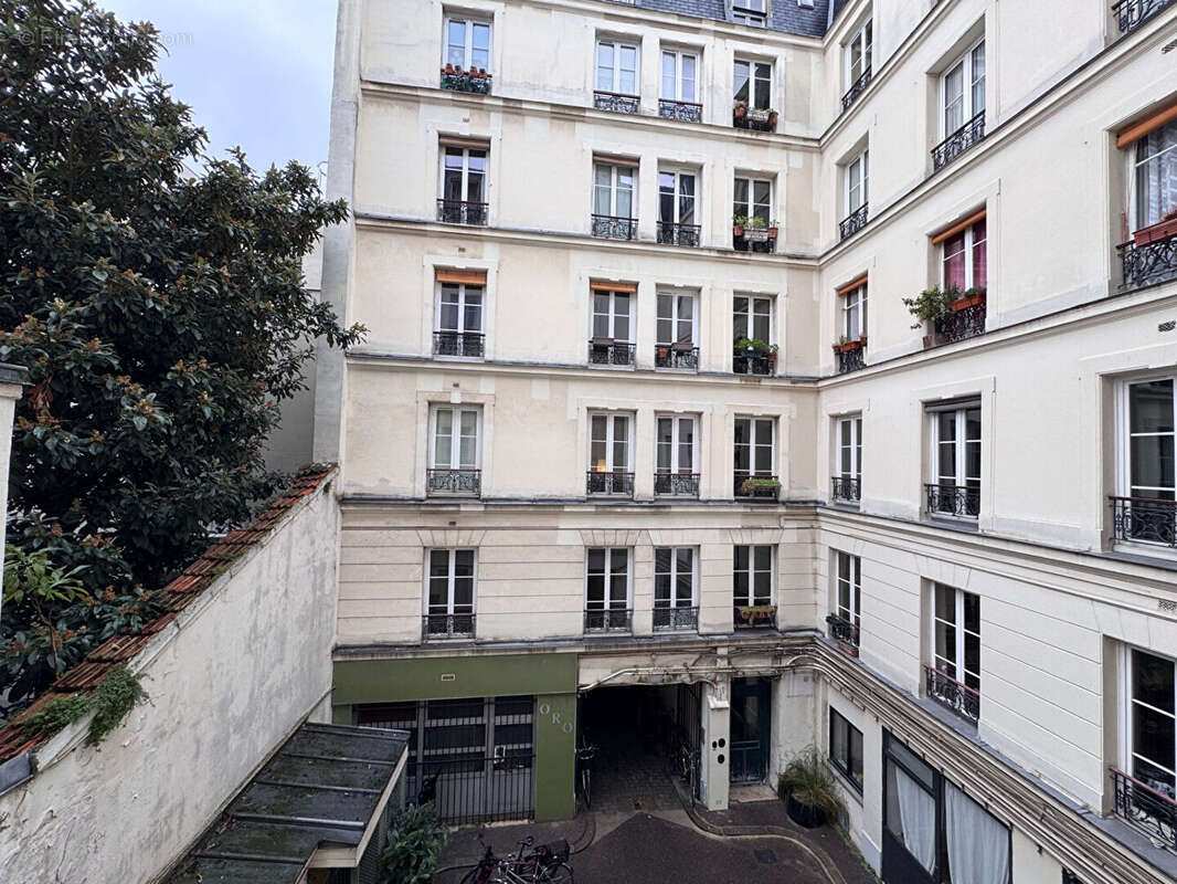 Appartement à PARIS-11E