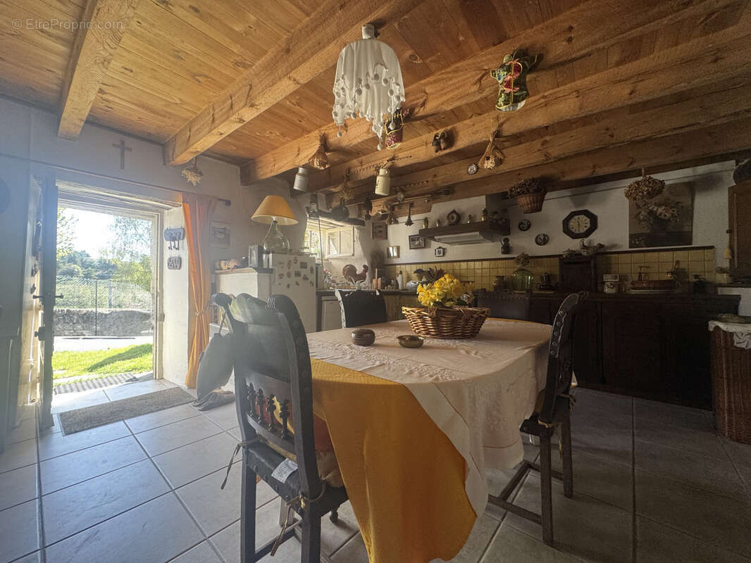 Maison à FONTANS