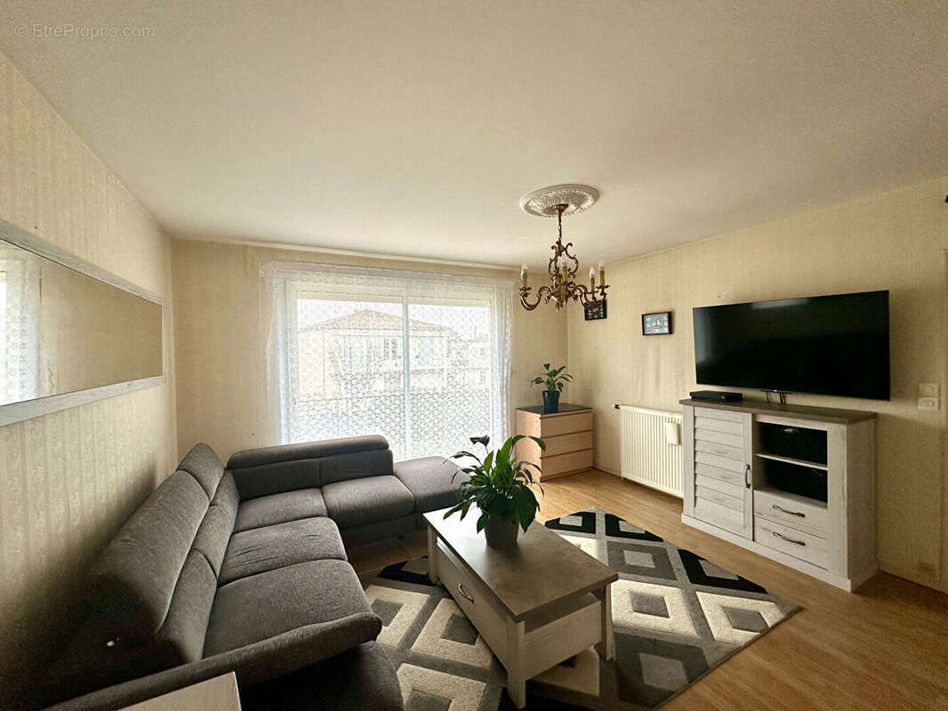 Maison 106 m² à Poitiers  - photo 3