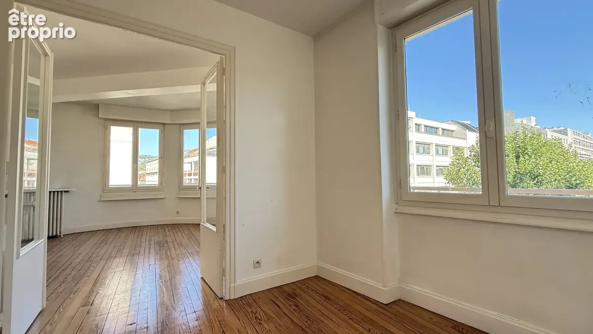 Appartement T4 lumineux centre-ville Clermont-Ferrand - photo 18