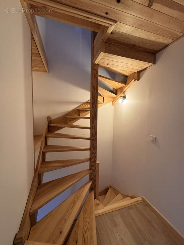 Maison à SAINT-FLOUR