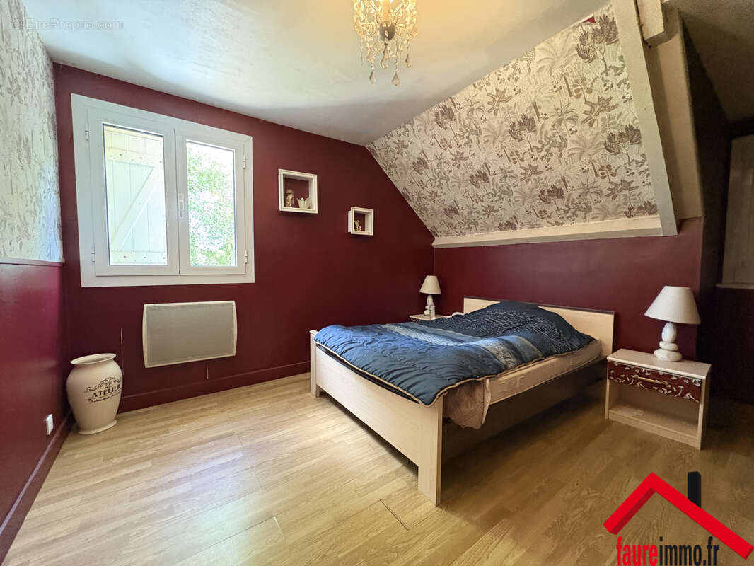 Maison à PERPEZAC-LE-NOIR