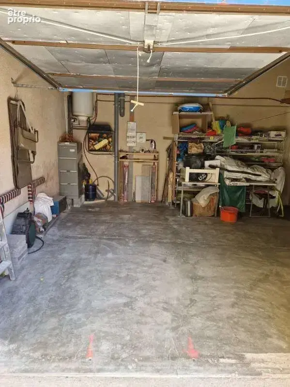 Nézignan l'Evêque, Maison rénovéeT3 avec courette et beau garage - photo 9