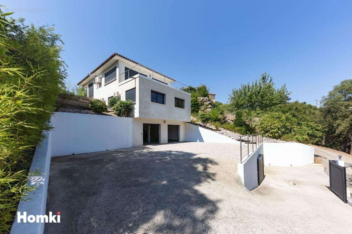 Maison/Villa T4 de 124 m² à Les Adrets-de-l'Estérel 83600 - photo 21