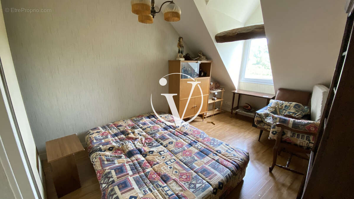 Maison à AZE