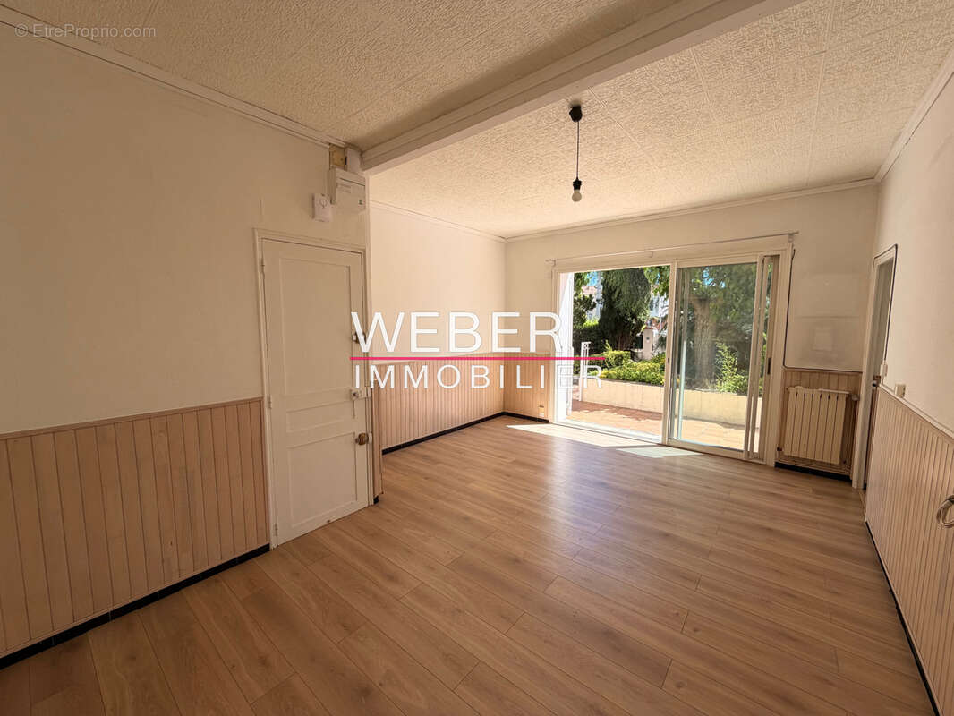 TOULON OUEST - Maison 149 m2 terrain 420 m2 - photo 2