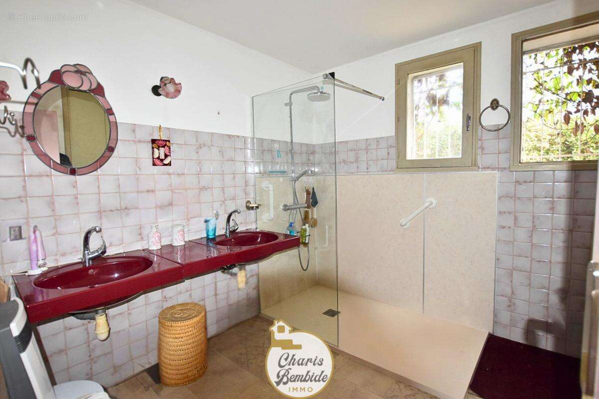 Maison 141 m² à Bernis  - photo 9