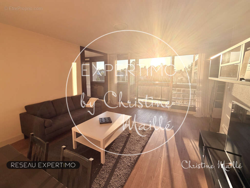 Appartement à VERSAILLES
