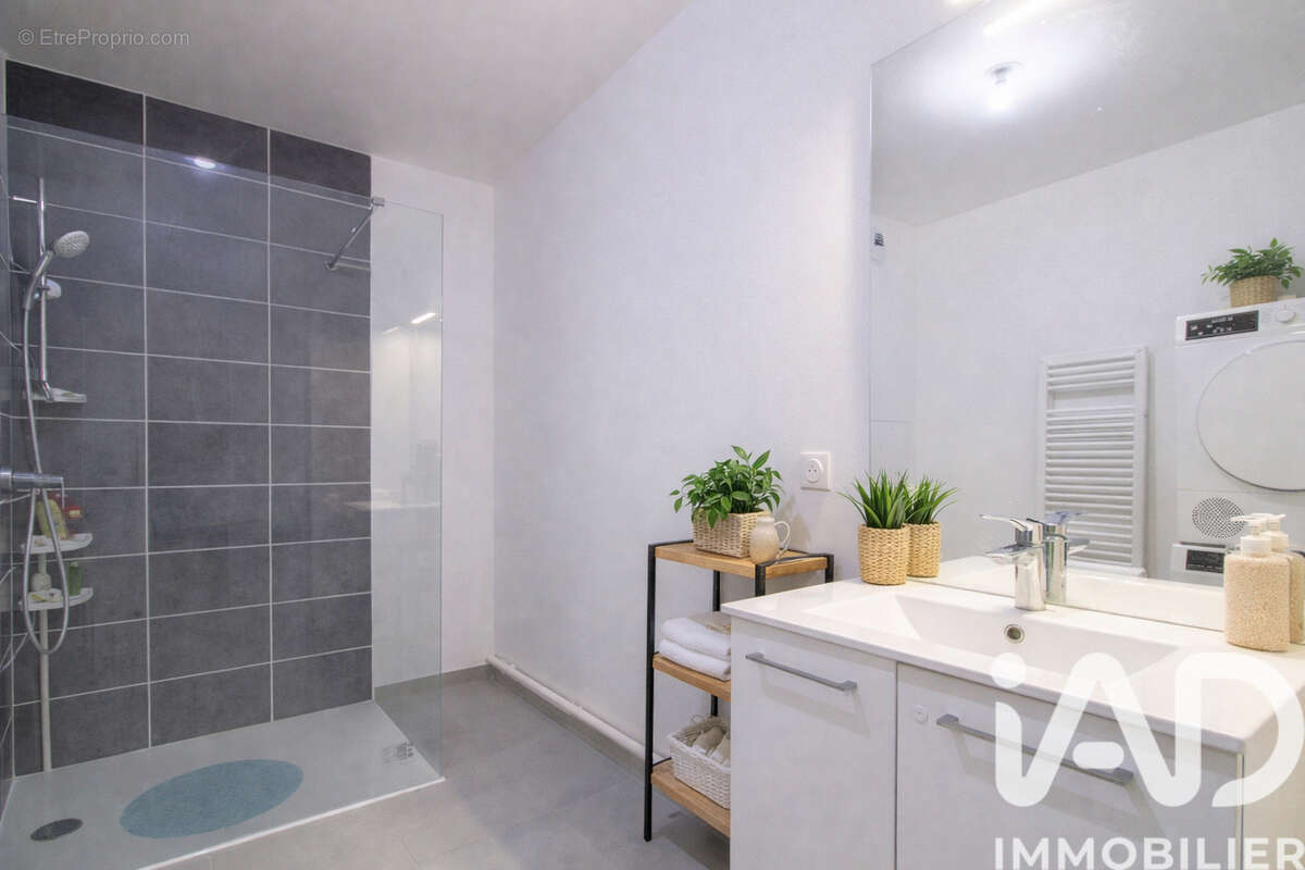 Photo 9 - Appartement à HARDRICOURT