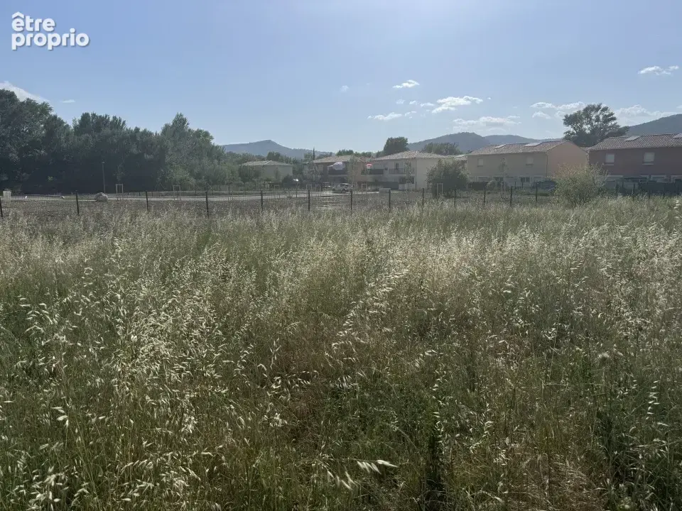 Terrain 643 m² à vendre à Les Mees (04190) - photo 2
