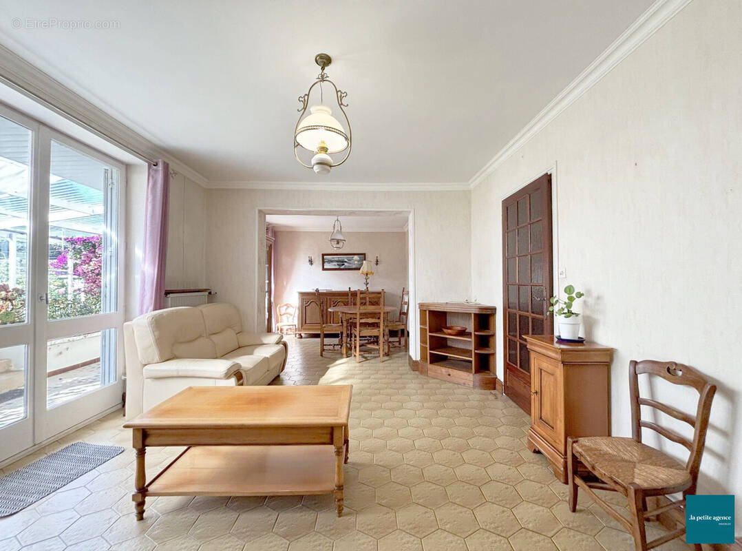 Maison à EQUEURDREVILLE-HAINNEVILLE