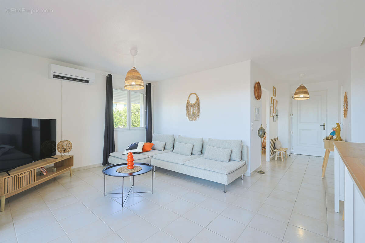 Appartement à LE LUC