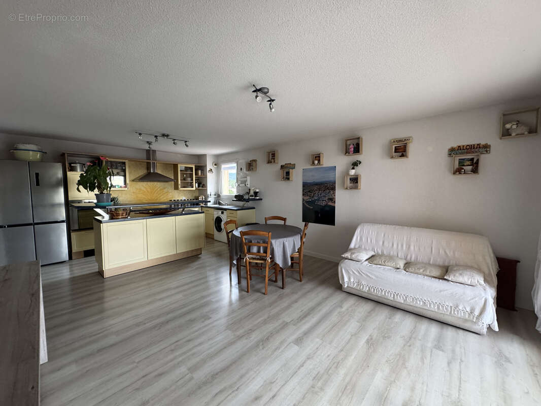 Appartement à FREJUS