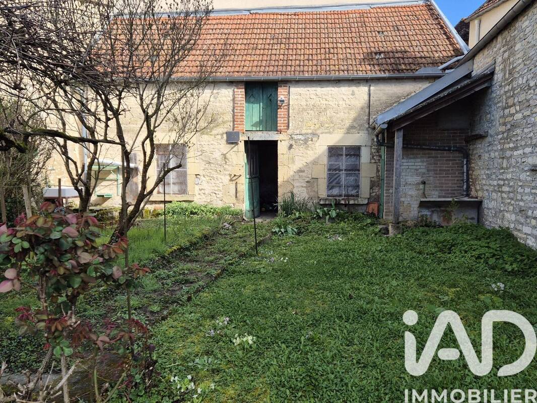 Photo 1 - Maison à ANCY-LE-FRANC
