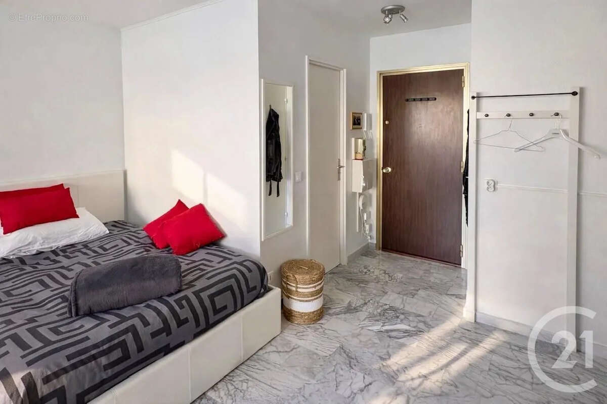Appartement à ROQUEBRUNE-CAP-MARTIN