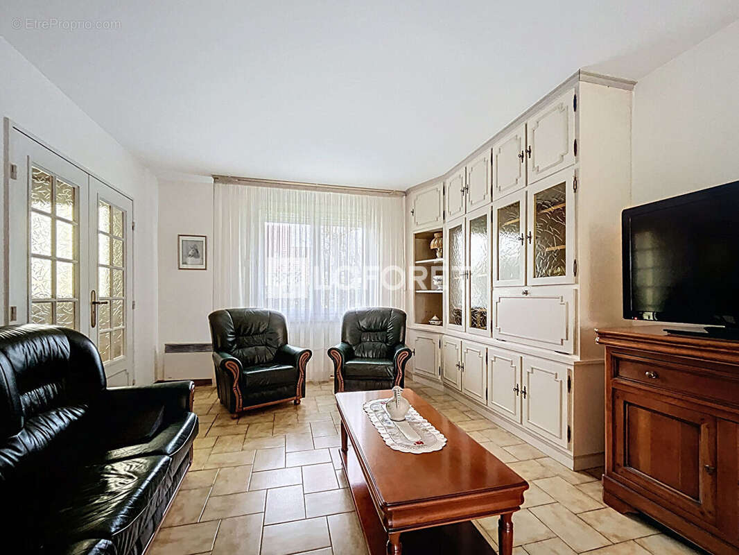 Maison à SAINT-MARTIN-DU-TERTRE