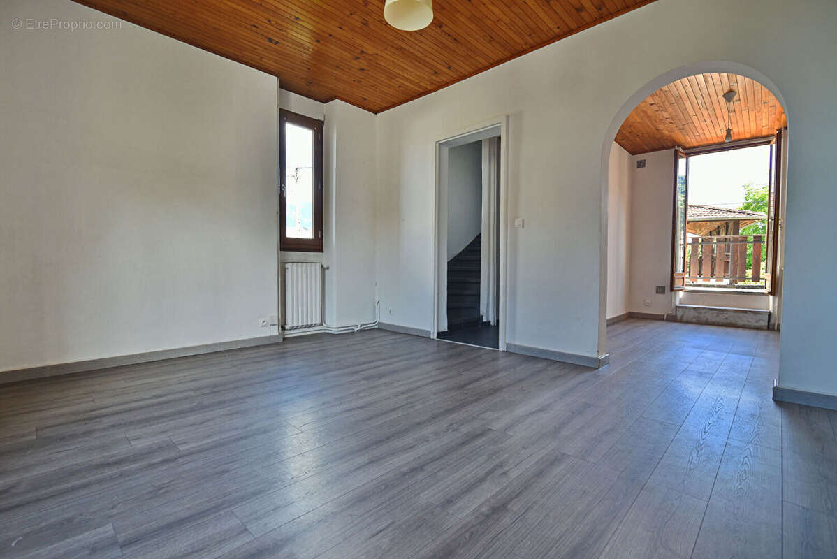 Maison Le Versoud 4 pièce(s) 88.27 m2 - photo 4