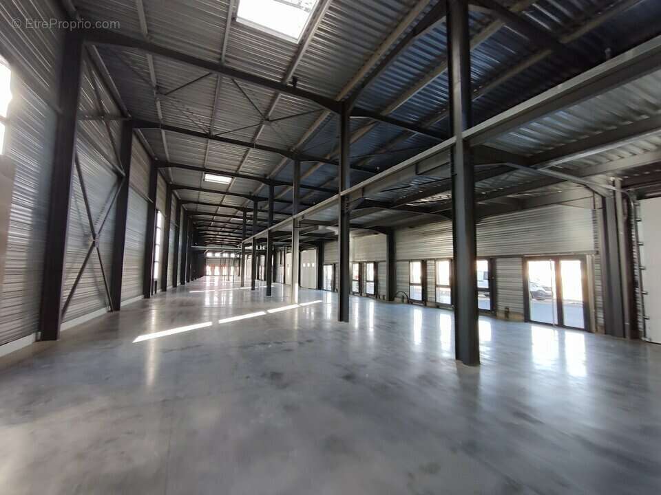 Autre à BOURGOIN-JALLIEU