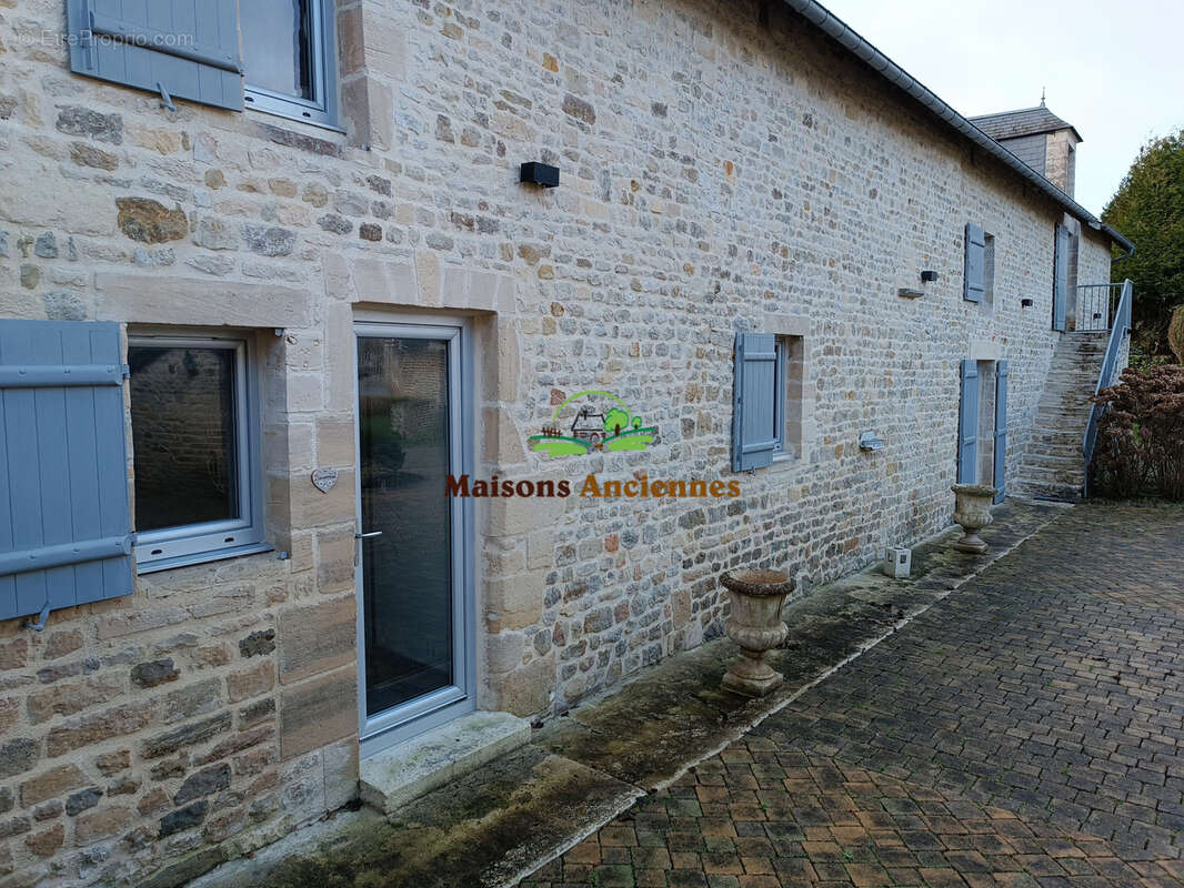 Entre caen et bayeux - maison ancienne 5 pp 192 m2, gîte40 m2, dependance et jardin - photo 14