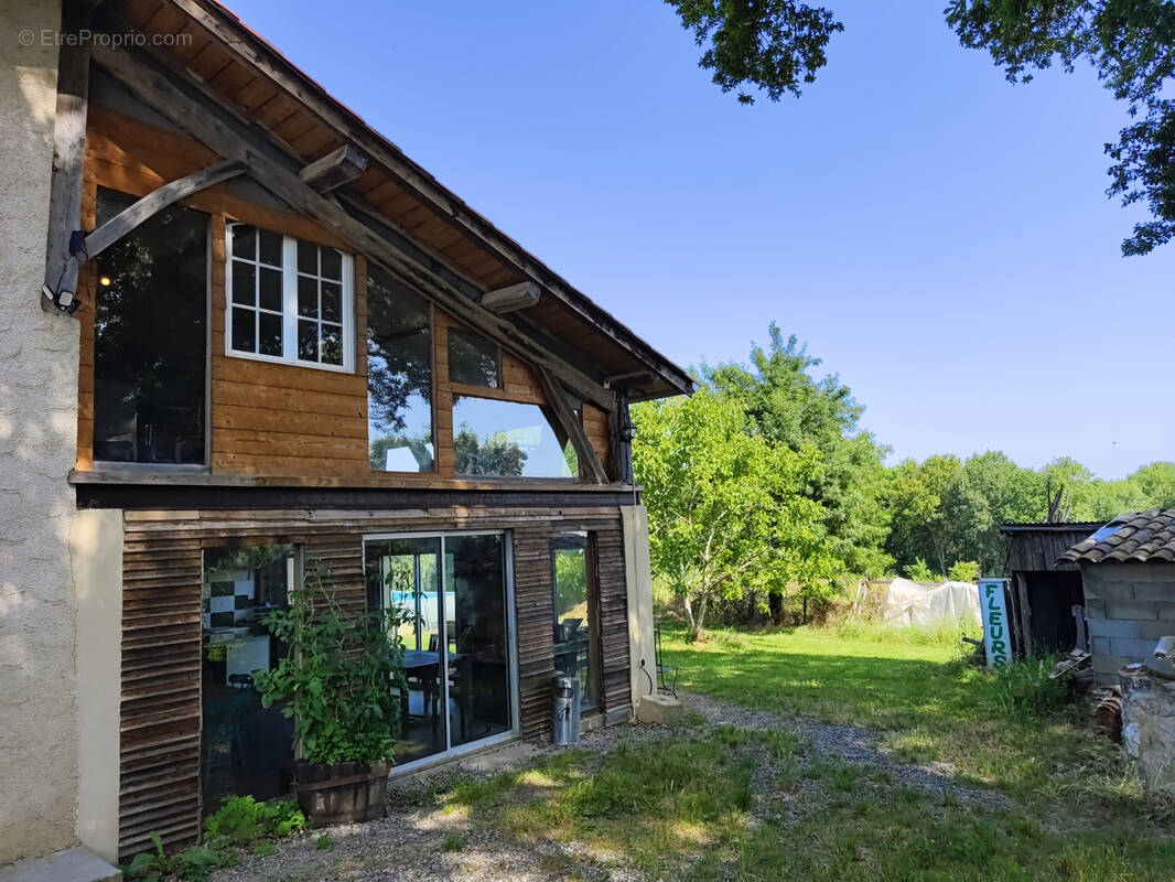 Maison à TERREBASSE