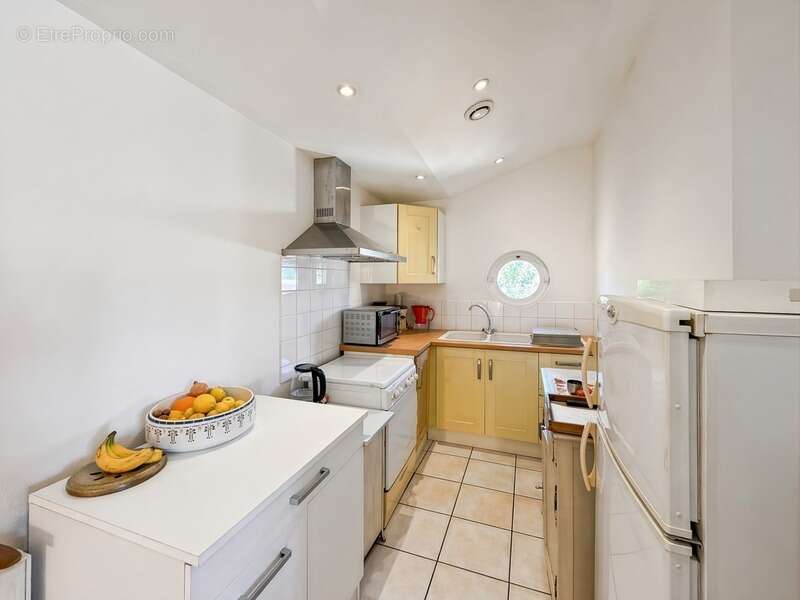 Appartement à SALLES-SUR-MER