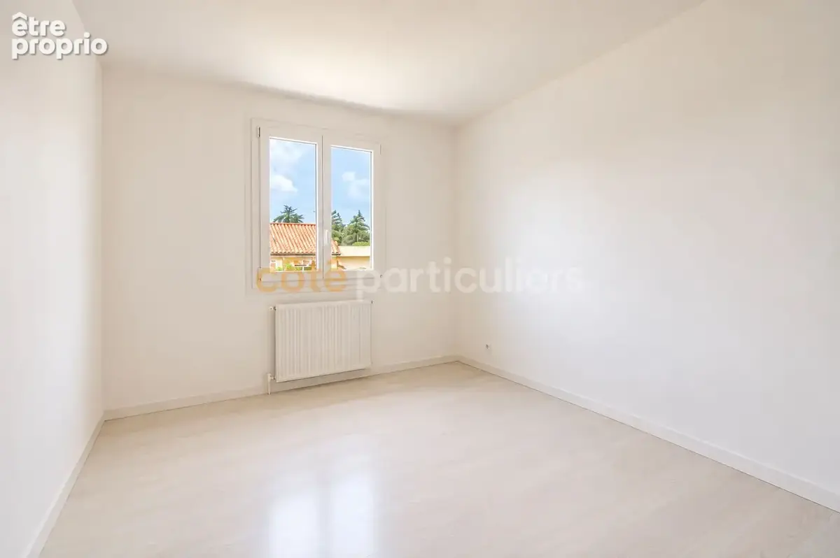 Maison familiale 160m² -- 4 chambres -- Jardin -- garage -- La Limouzinière -- Proche commodités - photo 8