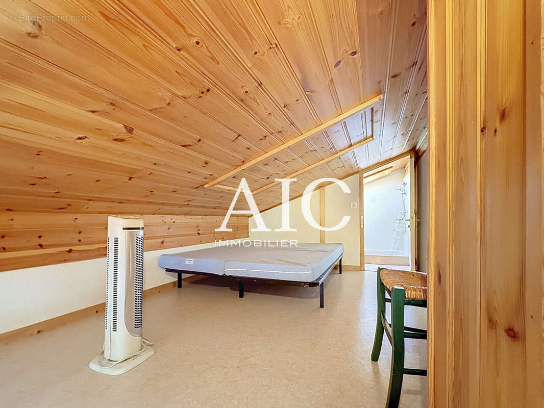 Appartement duplex avec balcon et vue imprenable sur le Mont Blanc - photo 14