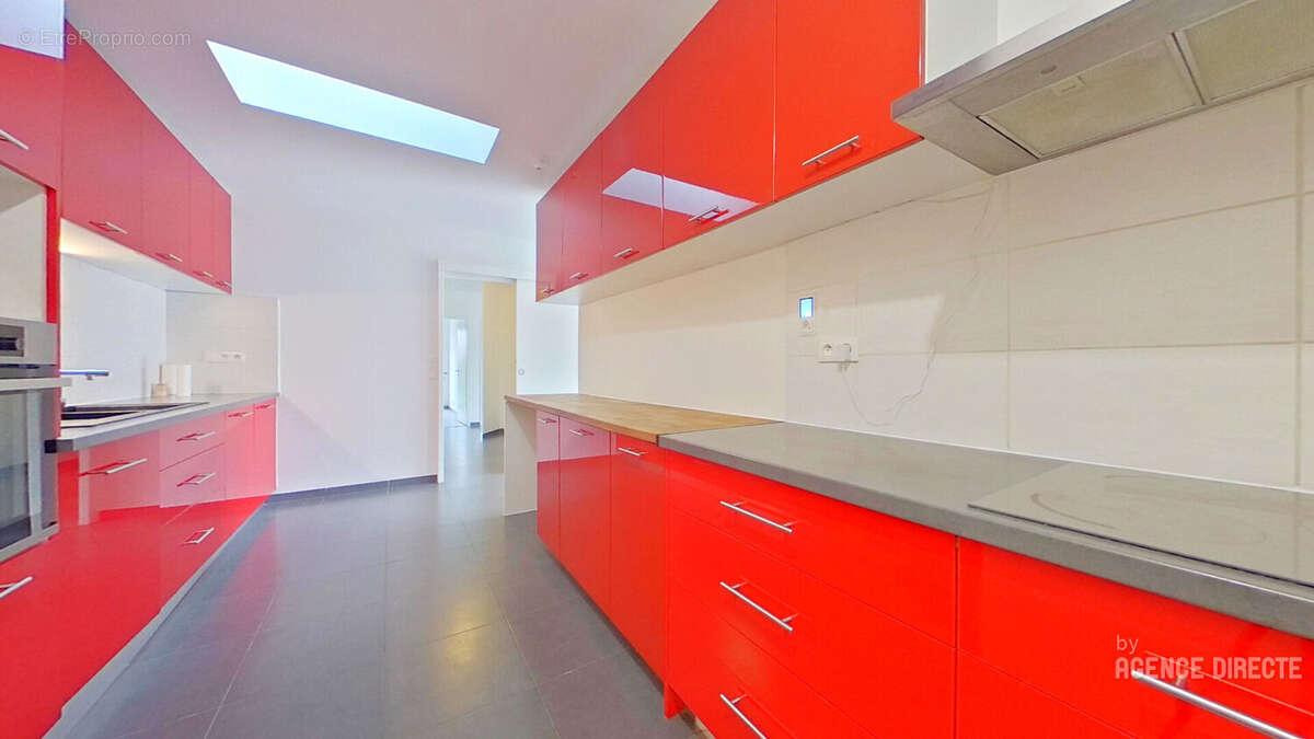 Maison à SAINT-SEBASTIEN-SUR-LOIRE