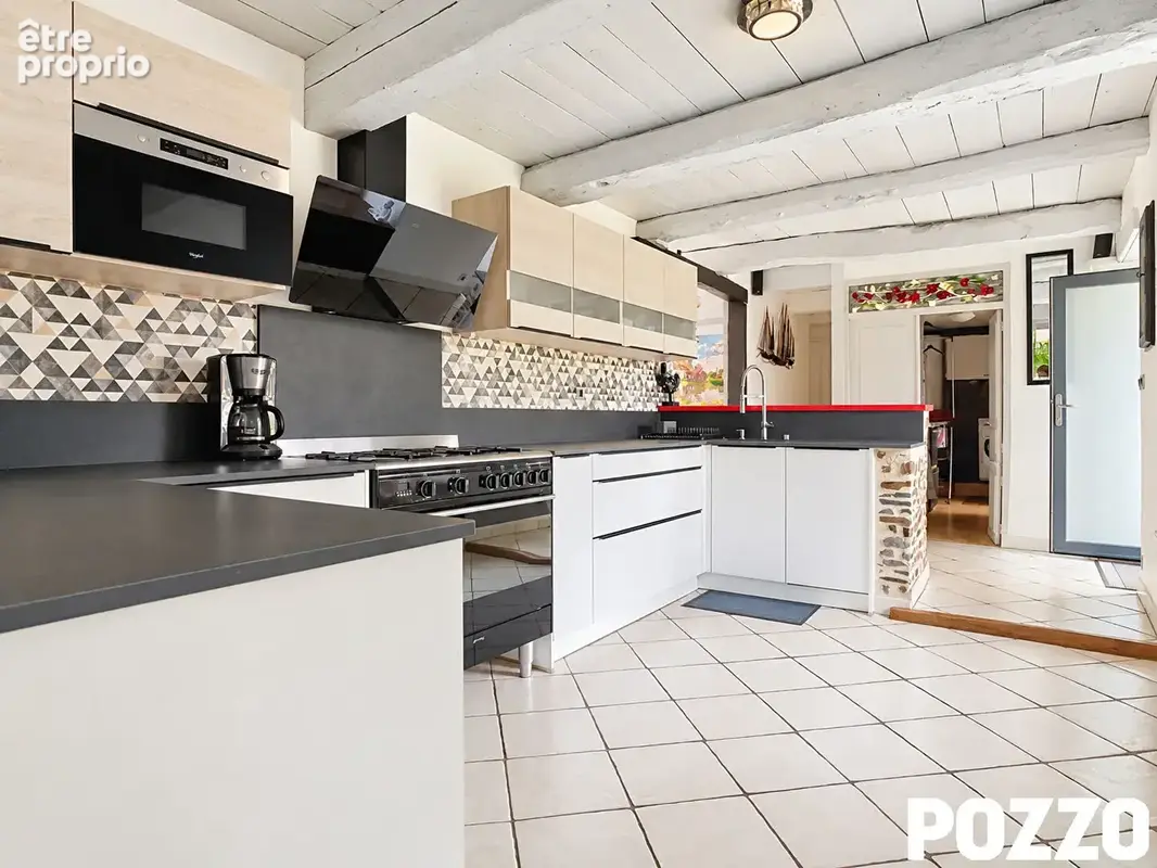 A Vendre - Saint Georges De Grehaigne - Maison 6 pièce(s) 149 m² - photo 7