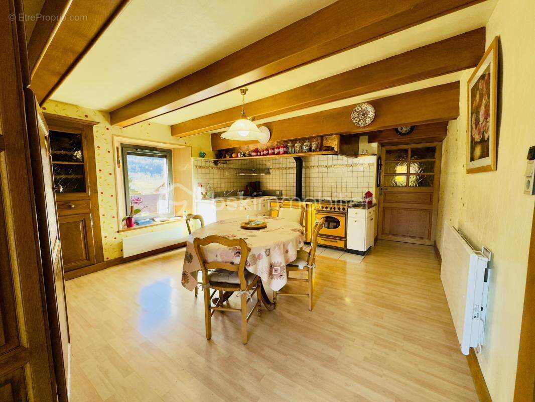 Maison à THORENS-GLIERES