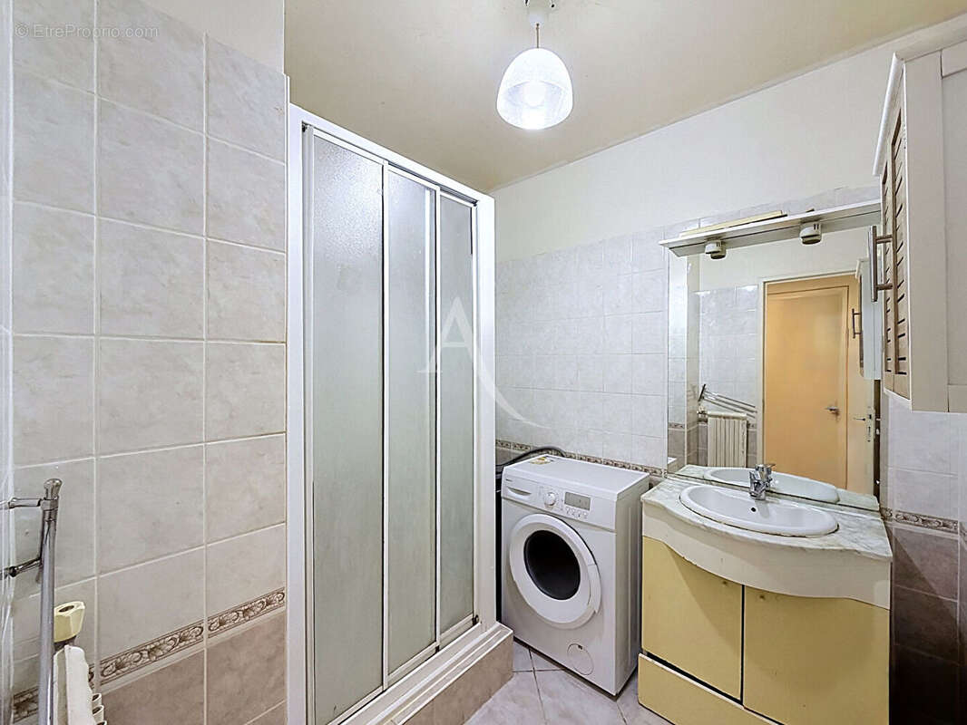 Appartement centre ville de Meaux - proche pâtis - F3 - 2 chambres - balcon - cave - stationnement extérieur - photo 8