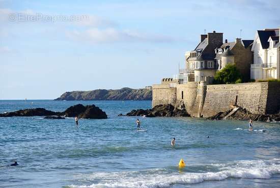 Terrain à SAINT-MALO