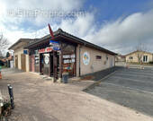 Commerce à SULIGNAT