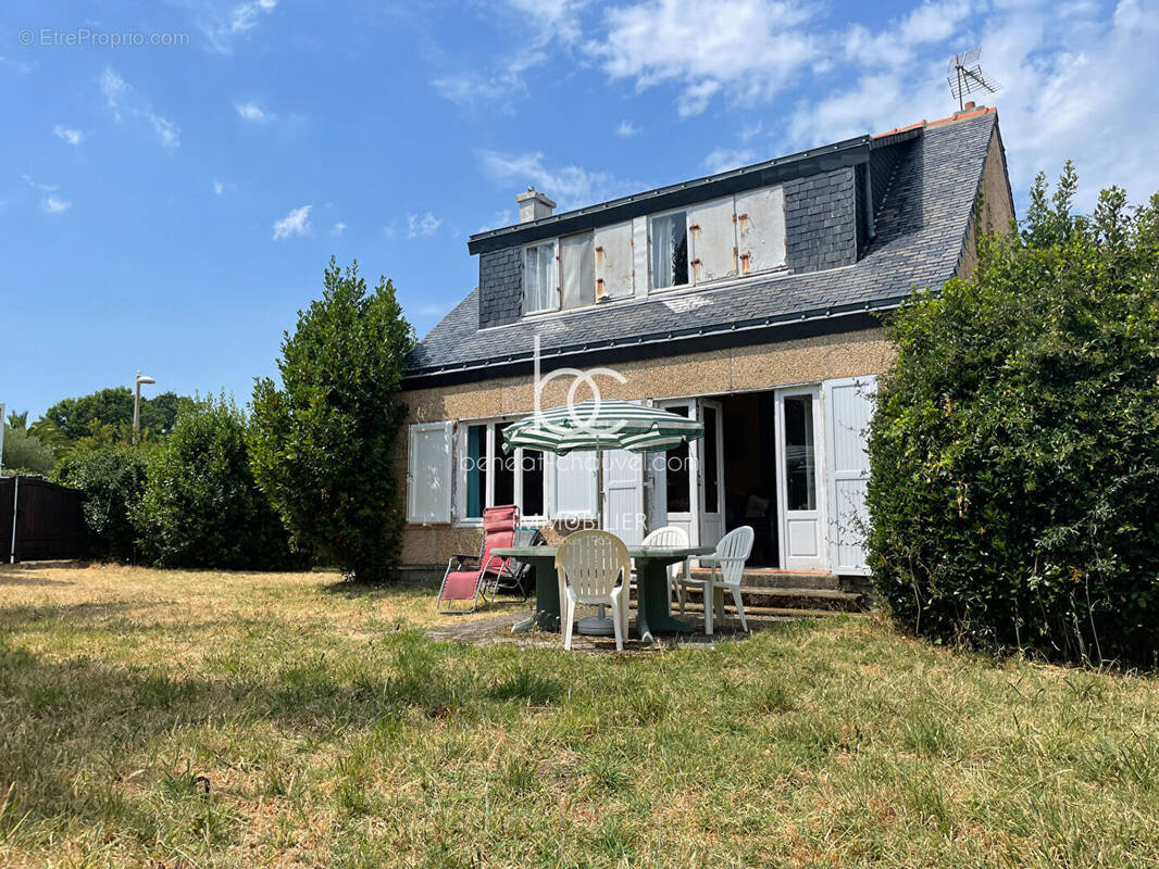 Maison à ARZON