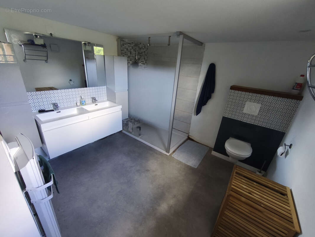 Maison à LA SUZE-SUR-SARTHE