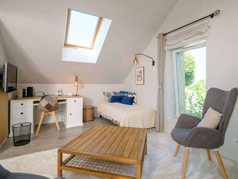 Commerce à SAINT-VAURY