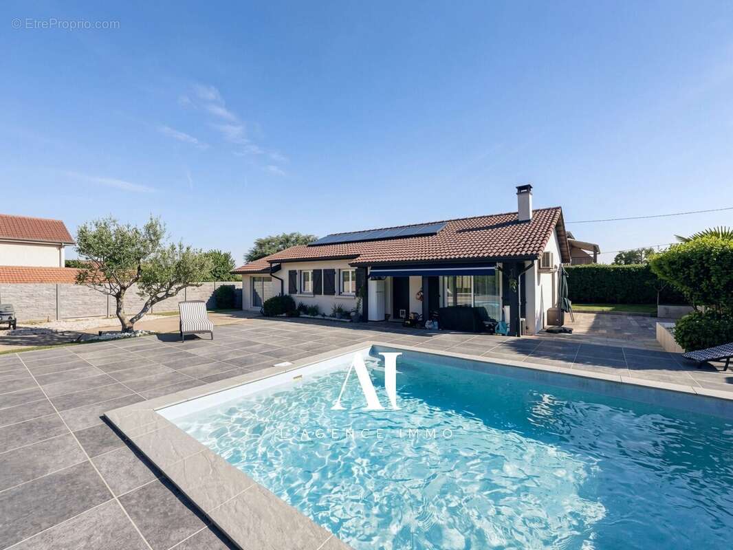 Maison 116 m² à Charnoz-Sur-Ain  - photo 3