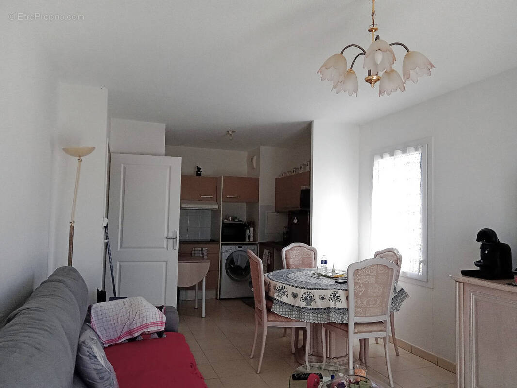 Appartement à PUGET-SUR-ARGENS