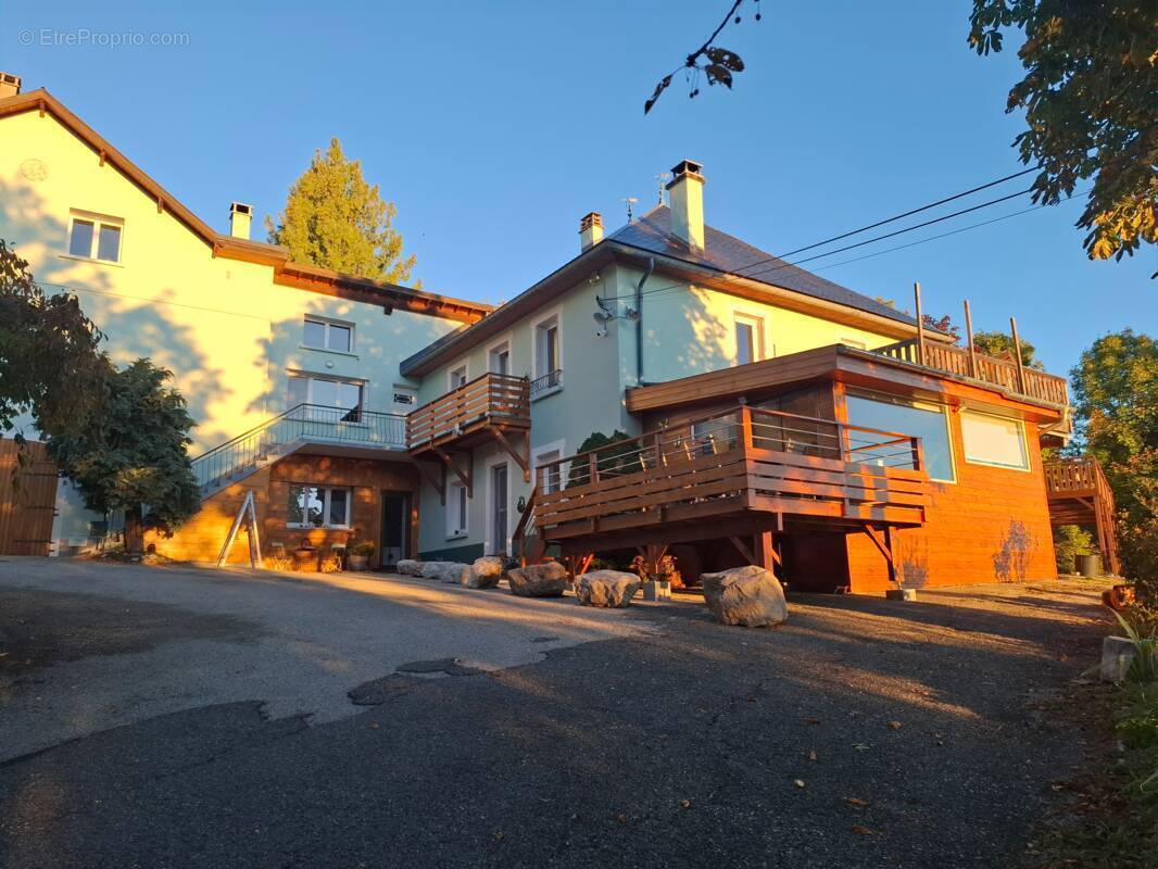 Maison à MANTEYER